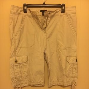 Women’s Capri Pants
